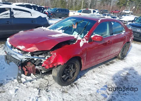 2010 Ford Fusion Se z USA, uszkodzony, nr VIN 3FAHP0HA6AR321527